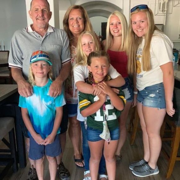 Meet your Posher, Greg-kris - Picture 1 of 1